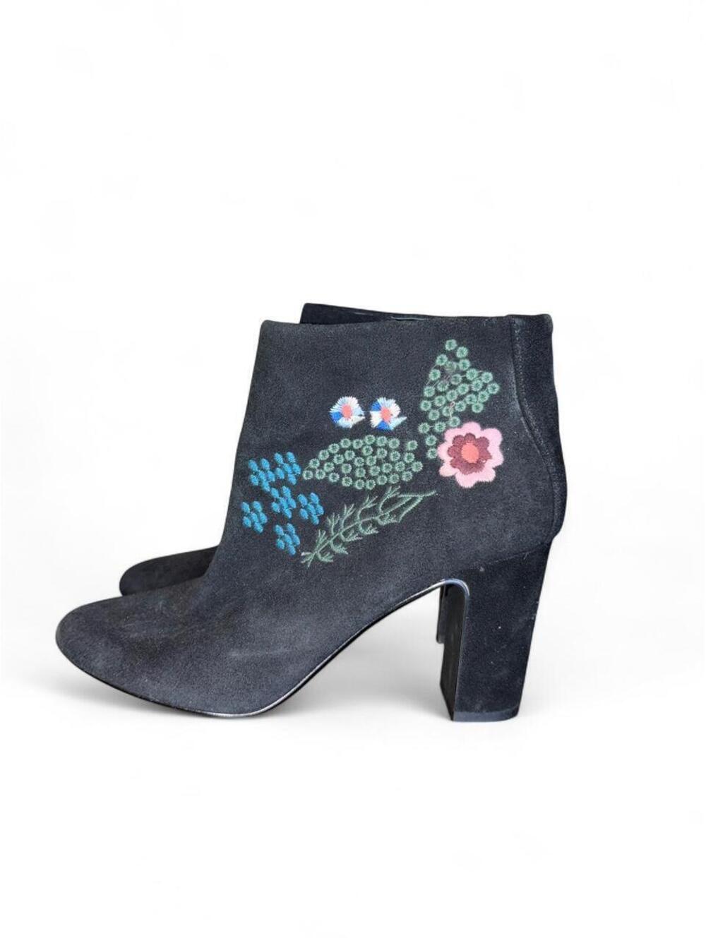 Nanette Lepore Beverly Black Suede Embroidered Floral Ankle Boots - Size 6.5M